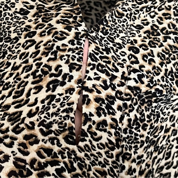 EUC | Zara | Leopard Print Long Sleeve Blouse | Size XL - Picture 6 of 11